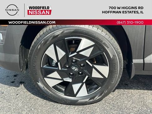 Used 2024 Hyundai Kona SEL w/ Convenience Package AWD/4WD image 11