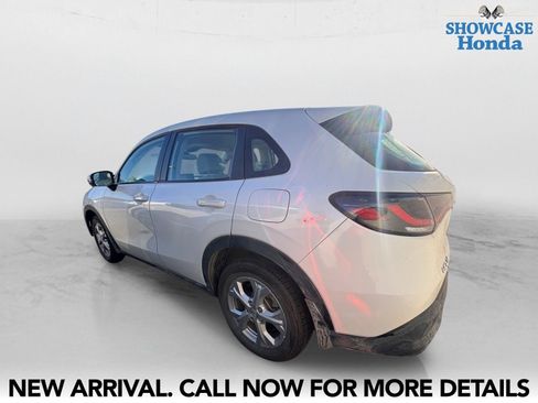Used 2023 Honda HR-V LX image 4