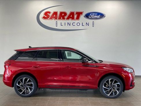 New 2025 Lincoln Corsair Grand Touring w/ Equipment Group 301A image 1