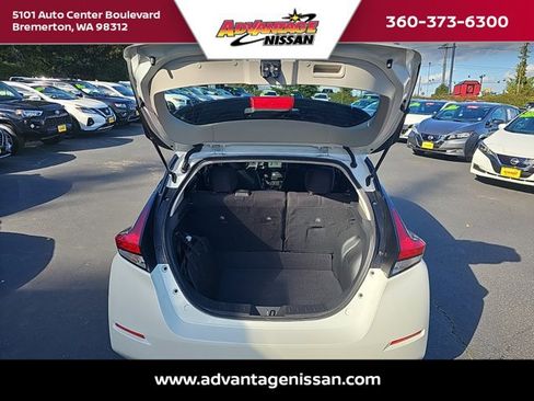 Used 2019 Nissan Leaf SV w/ SV Technology Package image 24