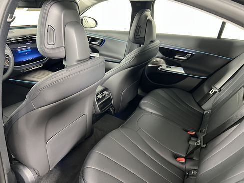 New 2026 Mercedes-Benz E 350 4MATIC Sedan image 22