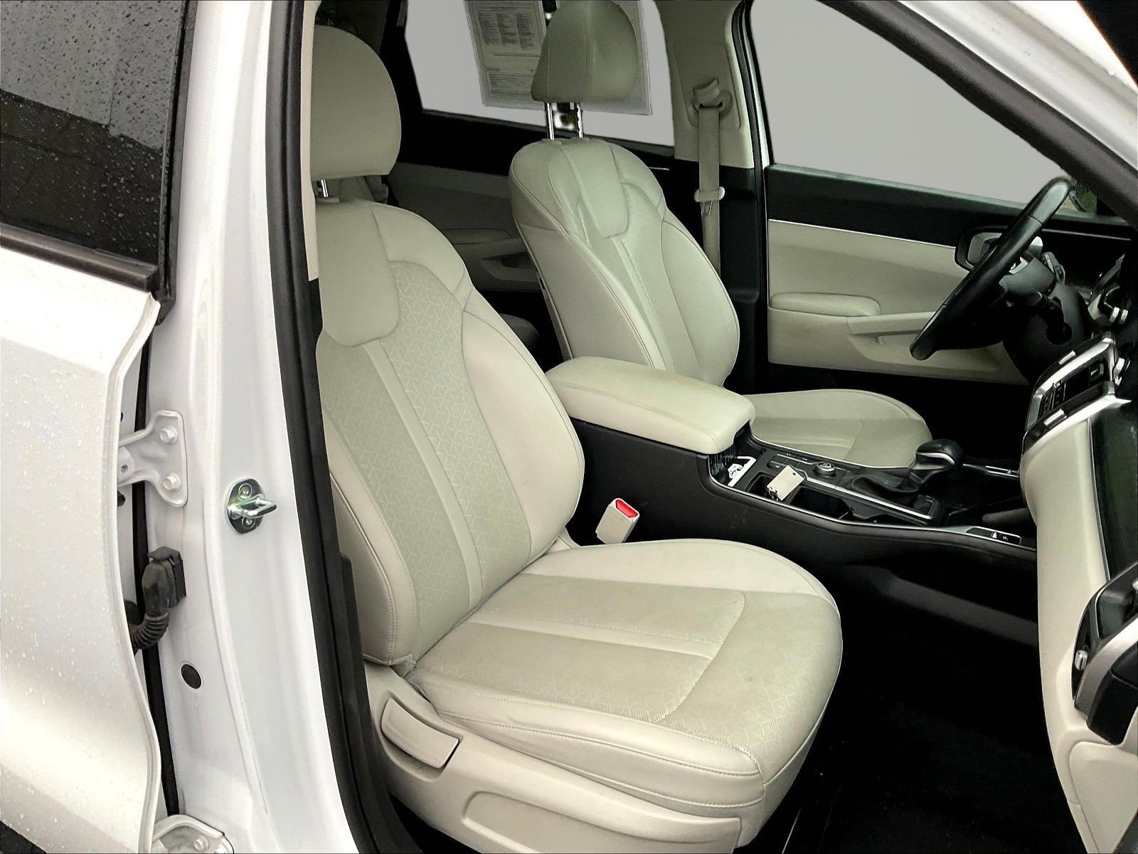 Used 2023 Kia Sorento S w/ Panoramic Sunroof Package FWD image 29