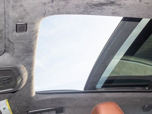 Used 2016 Cadillac XTS Luxury w/ Driver Awareness Package image 18