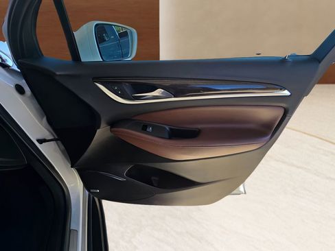 Used 2019 Buick Enclave Avenir w/ Avenir Technology Package image 34