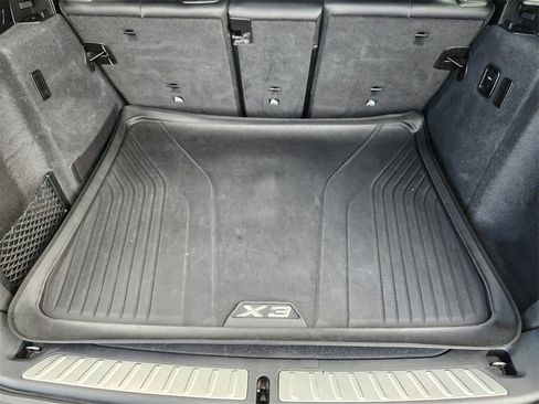 Used 2018 BMW X3 M40i image 32