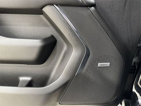 Used 2024 GMC Yukon AT4 w/ Technology Package image 25