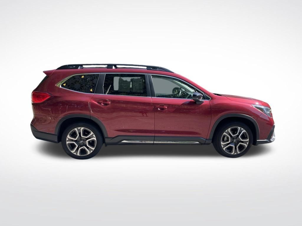 Used 2024 Subaru Ascent Limited w/ Technology Package AWD/4WD image 5