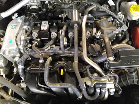 Used 2024 Nissan Sentra S FWD image 30