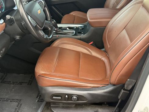 Used 2020 Chevrolet Traverse High Country AWD/4WD image 17