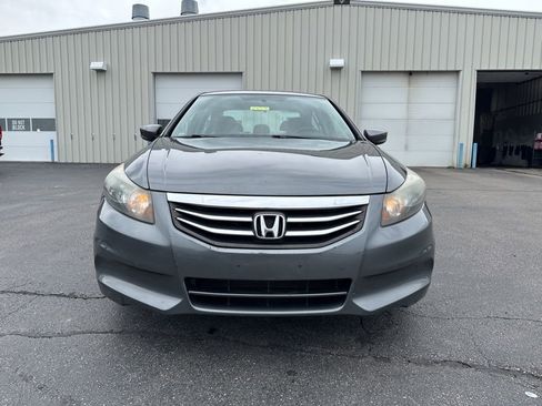 Used 2011 Honda Accord LX image 2