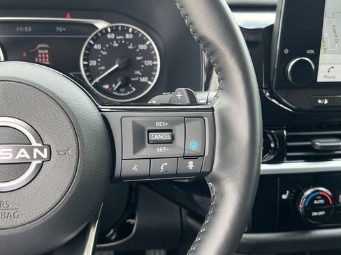 Certified 2025 Nissan Pathfinder SL image 11