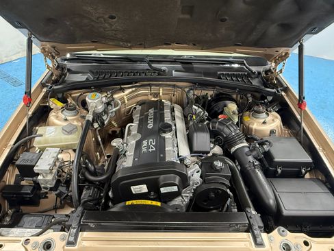 Used 1996 Volvo 960 Sedan RWD image 38
