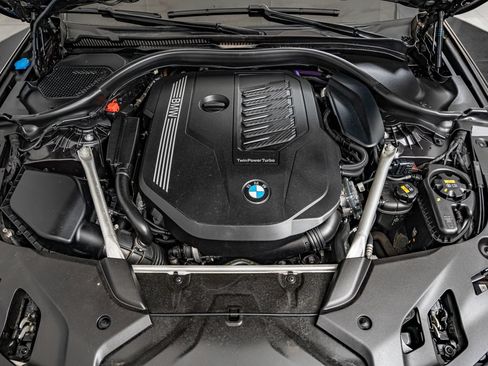 Used 2023 BMW 540i w/ M Sport Package RWD image 46