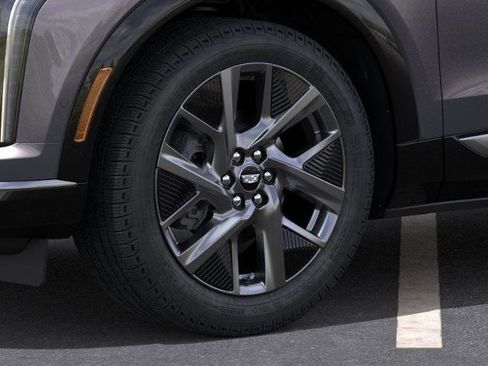 New 2026 Cadillac Optiq Luxury 1 image 9