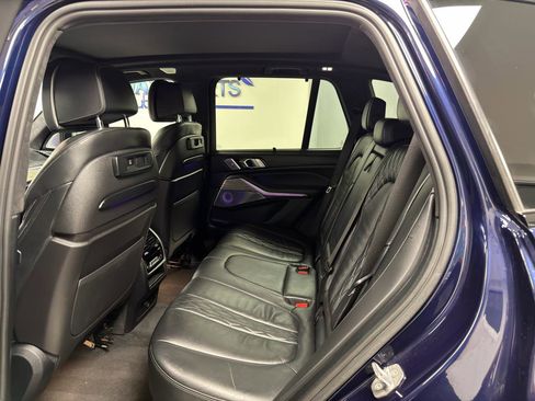 Used 2020 BMW X5 M50i w/ Executive Package image 31