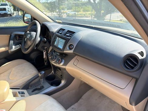 Used 2010 Toyota RAV4 2WD w/ Base L4 Extra Value Pkg image 35