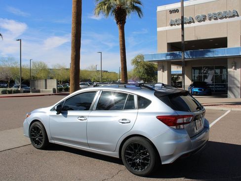 Used 2017 Subaru Impreza 2.0i Premium image 3