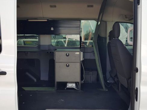 Used 2017 Ford Transit 150 XLT image 12