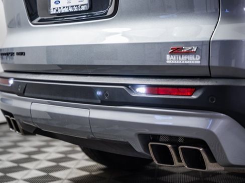 Used 2024 Chevrolet Traverse Z71 w/ Enhanced Driving Package image 9