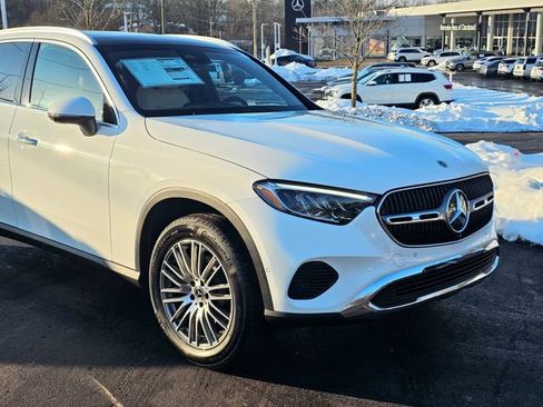New 2026 Mercedes-Benz GLC 300 4MATIC image 2