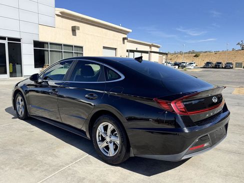 Used 2023 Hyundai Sonata SE FWD image 4