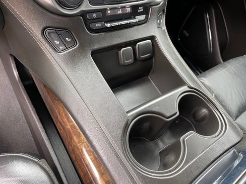 Used 2019 Chevrolet Tahoe LT RWD image 30