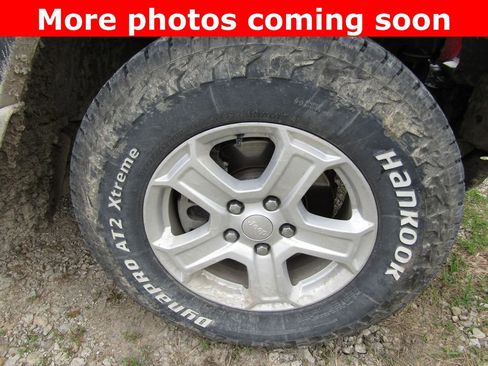 Used 2022 Jeep Wrangler Unlimited Sport AWD/4WD image 9