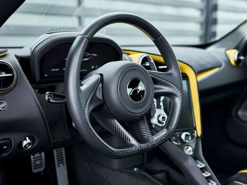 Used 2021 McLaren 720S image 42