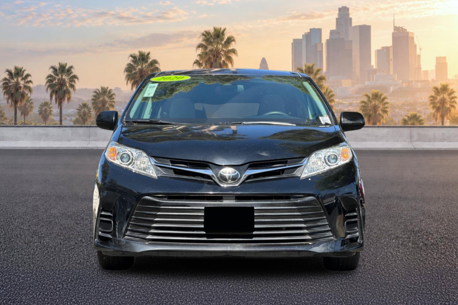 Used 2020 Toyota Sienna LE FWD image 9