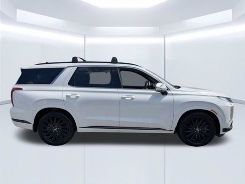 Used 2025 Hyundai Palisade Calligraphy AWD/4WD image 3