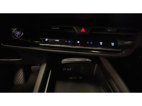 New 2026 Buick Envision Avenir AWD/4WD image 14