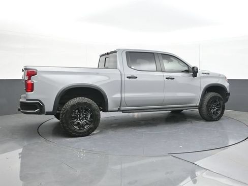 Used 2024 Chevrolet Silverado 1500 ZR2 w/ Technology Package AWD/4WD image 16