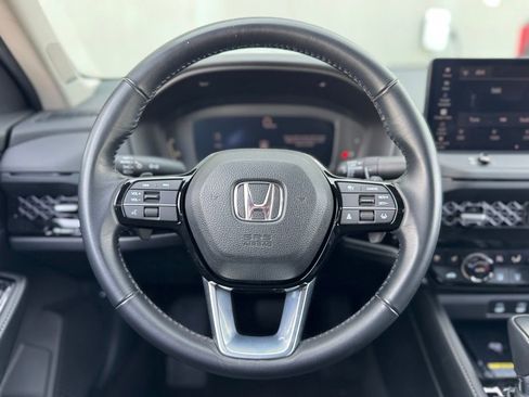 Used 2023 Honda Accord Touring image 10