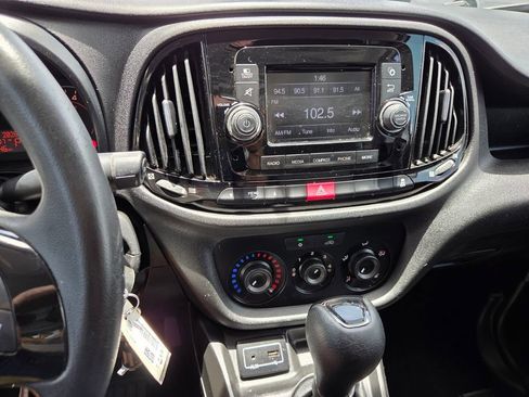 Used 2019 RAM ProMaster City Tradesman FWD image 21