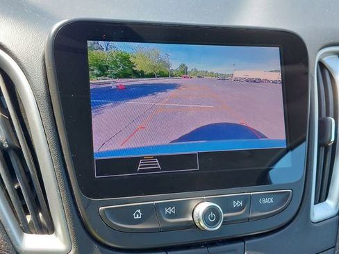 Used 2024 Chevrolet Malibu LT FWD image 29