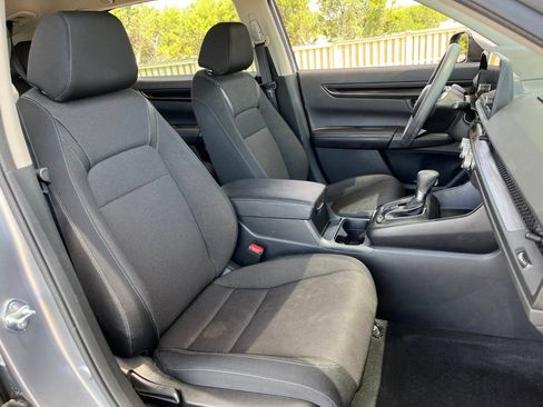 Used 2024 Honda CR-V LX image 26