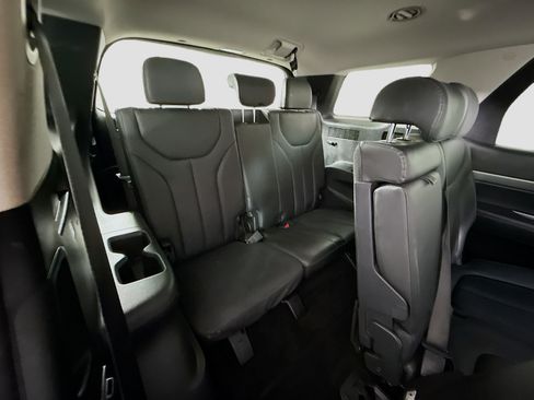 Used 2023 Hyundai Palisade SEL image 41