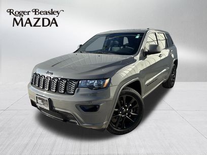 Used 2019 Jeep Grand Cherokee Altitude