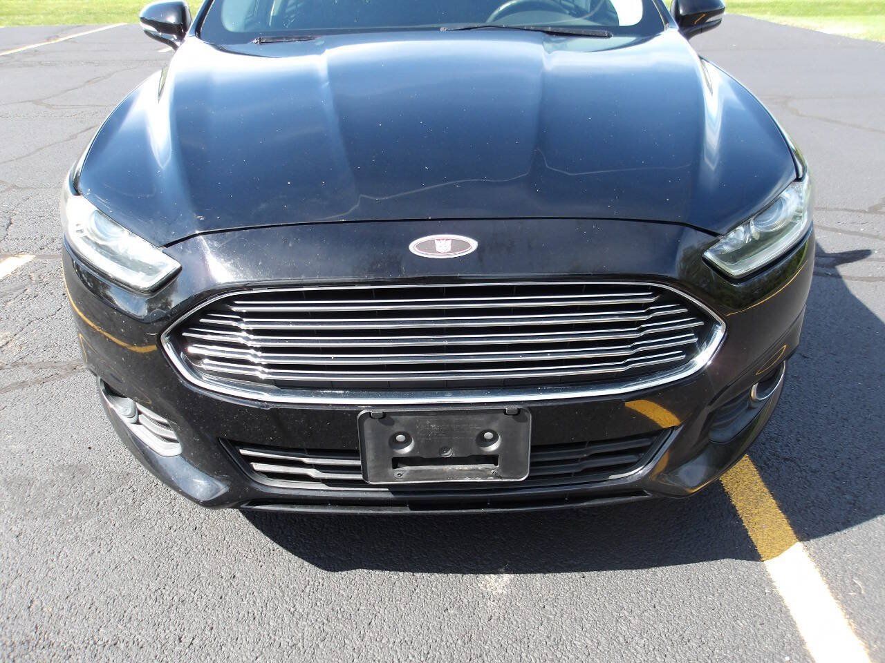 Used 2016 Ford Fusion SE FWD image 30