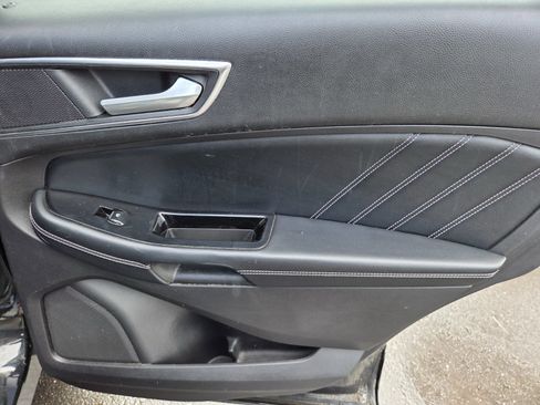 Used 2015 Ford Edge Sport w/ Equipment Group 401A FWD image 12