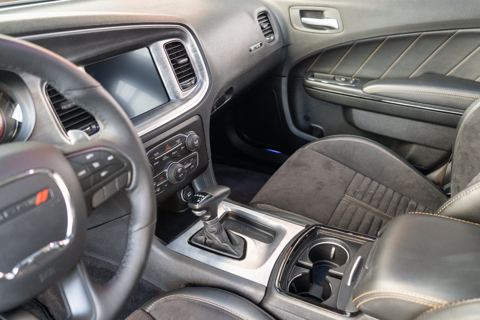 Used 2017 Dodge Charger R/T RWD image 16