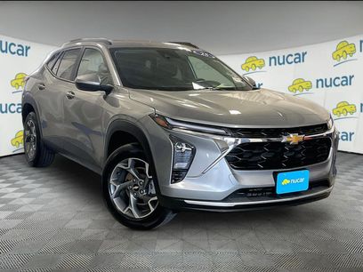 Used 2025 Chevrolet Trax LT w/ LT Convenience Package