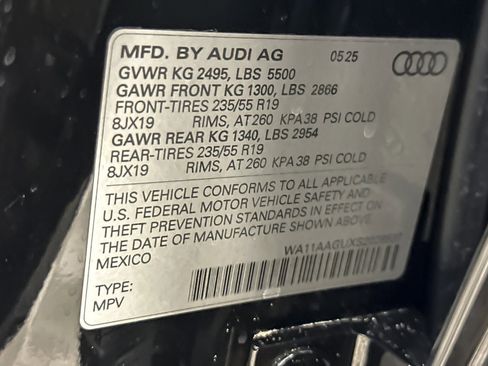 Used 2025 Audi Q5 Premium w/ 19" Wheel Package image 27