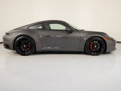 Certified 2022 Porsche 911 Carrera 4S image 11