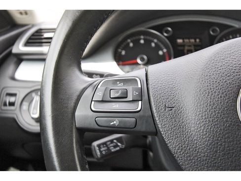 Used 2015 Volkswagen CC R-Line image 15