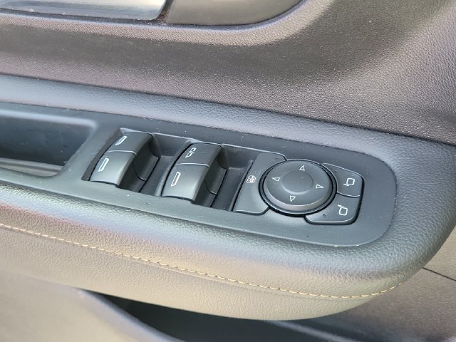 Used 2020 GMC Terrain SLE w/ Elevation Edition FWD image 15