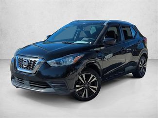 Used 2020 Nissan Kicks SV video 1
