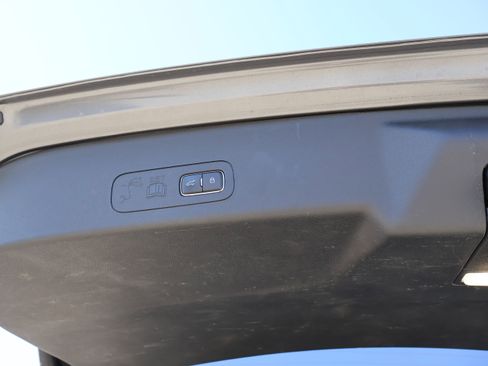 Used 2022 Lincoln Aviator AWD w/ Premium Package image 20