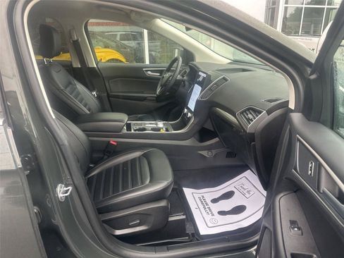Used 2024 Ford Edge SEL w/ Convenience Package AWD/4WD image 8