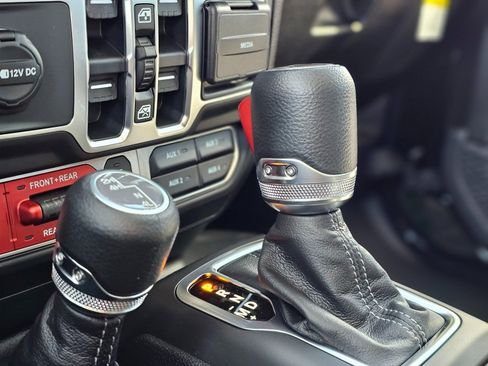 New 2026 Jeep Gladiator Rubicon image 16